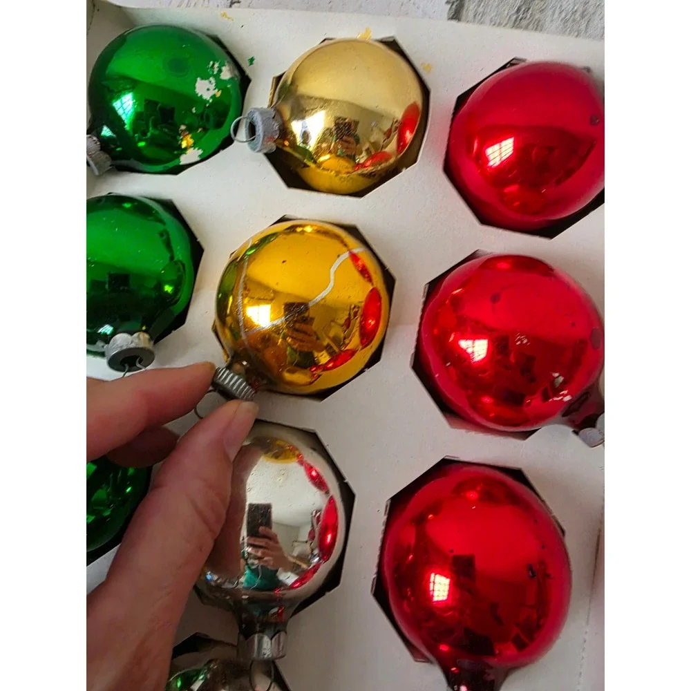 Vintage Rauch solid red green gold ornament glass set box Xmas tree ornaments